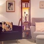 Hochwertig - Ruhig - Parkplatz - 15 Min Zur Messe