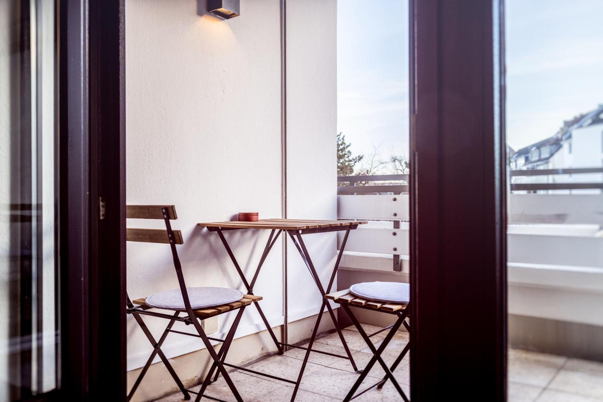Appartement Hochwertig - Ruhig - Parkplatz - 15 Min Zur Messe Düsseldorf